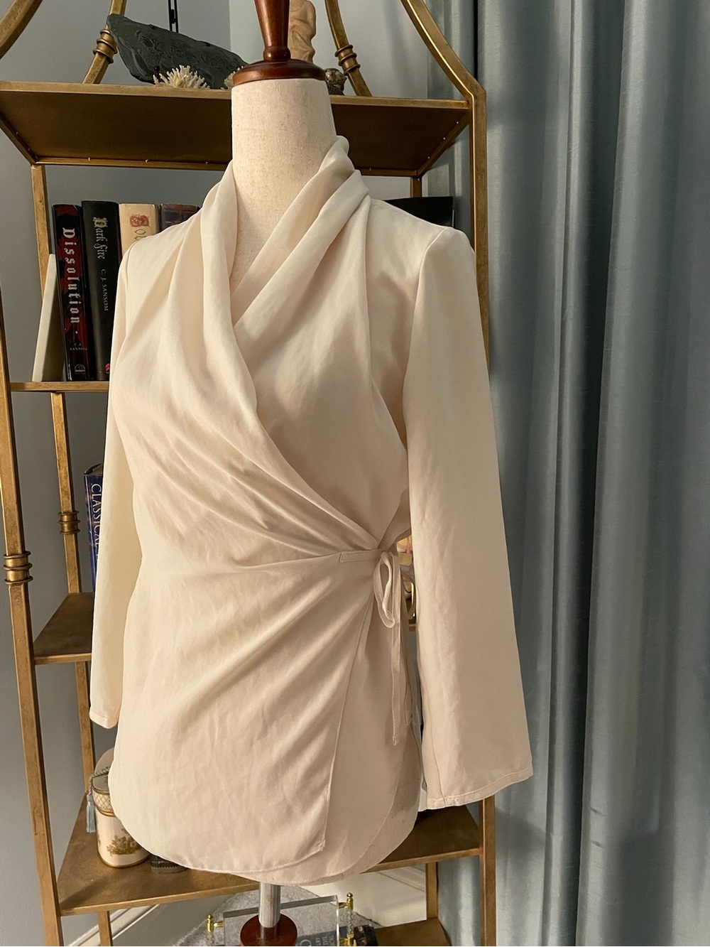 Aritzia Wilfred Cream Wrap Blouse XS XXS 3/4 Sleeves Tie Waist